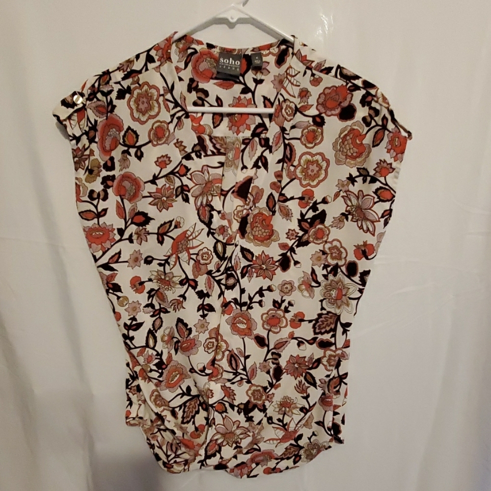 Floral top